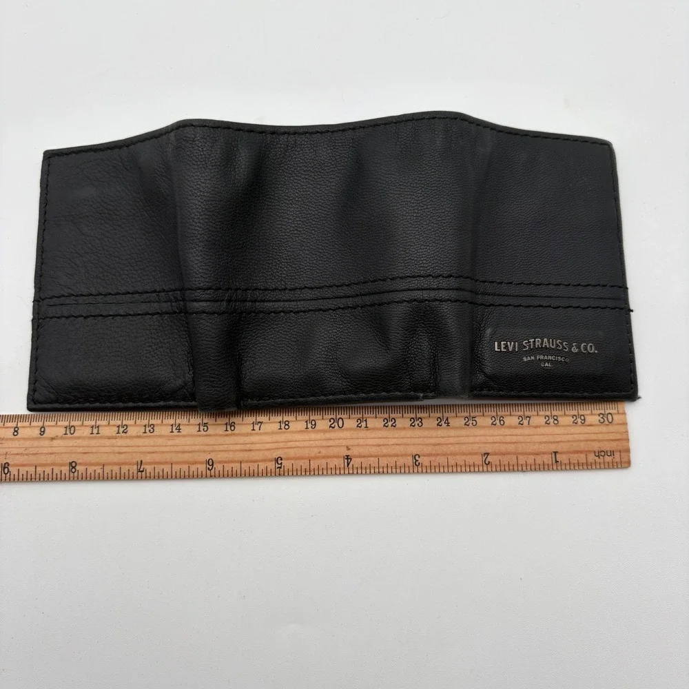 Levi Strauss & Co San Francisco logo Mens Black Leather Trifold Wallet ID Window